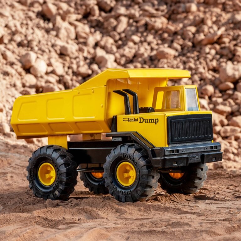 Tonka Mighty Dump Truck